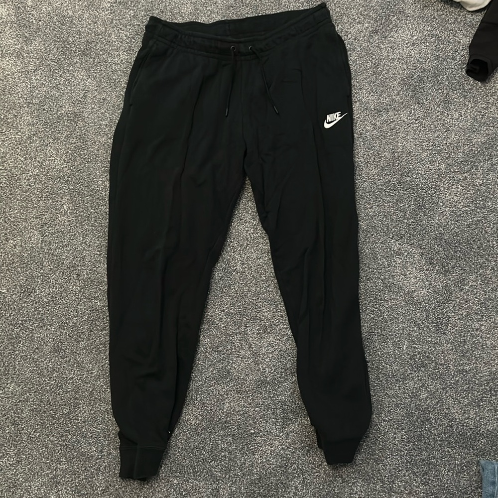 Low rise black Nike sweatpants